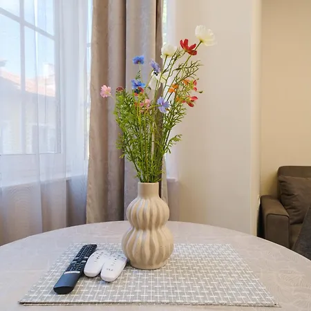 Cozy Corner-heart Of Apartment