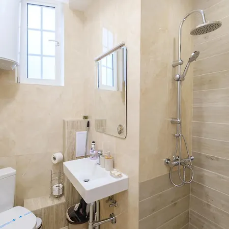 Cozy Corner-heart Of *